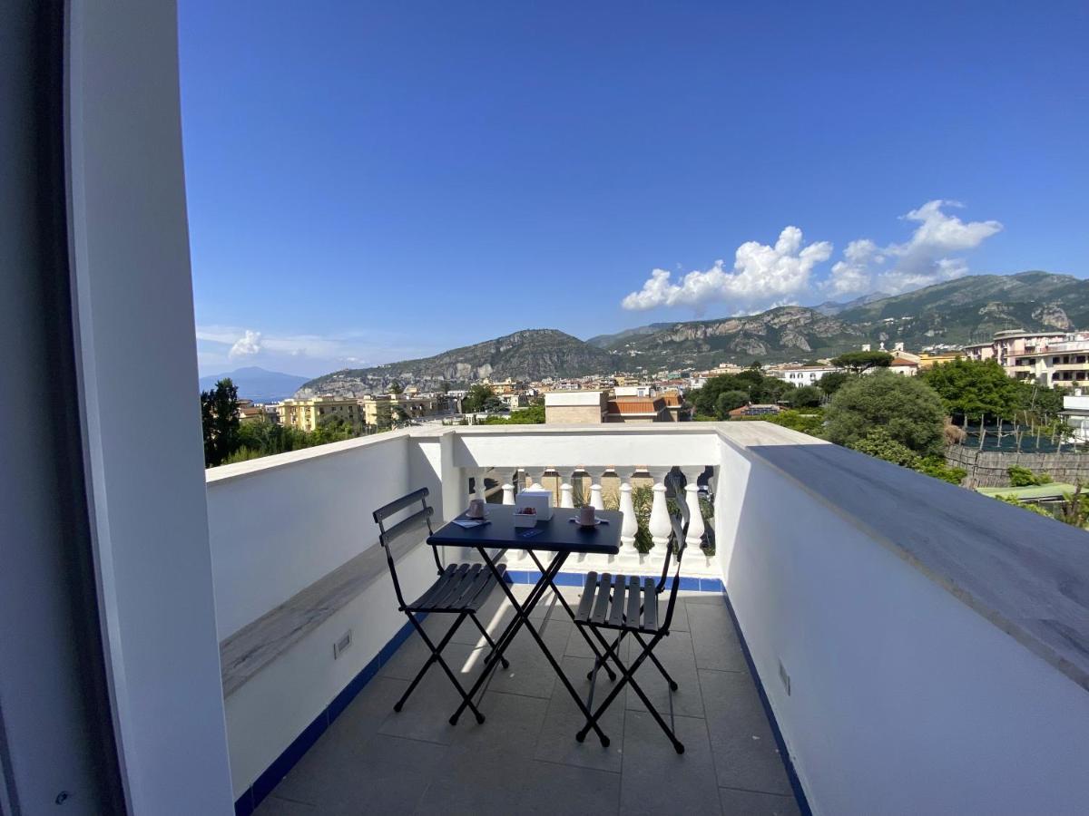 Villa Gabriella - Rooms & Breakfast Sant'Agnello Exterior photo